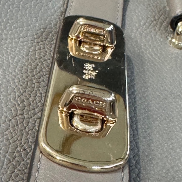 Coach Swagger Carryall Pebble Leather Large Shoulder Bag Style 36488 - Picture 7 of 13